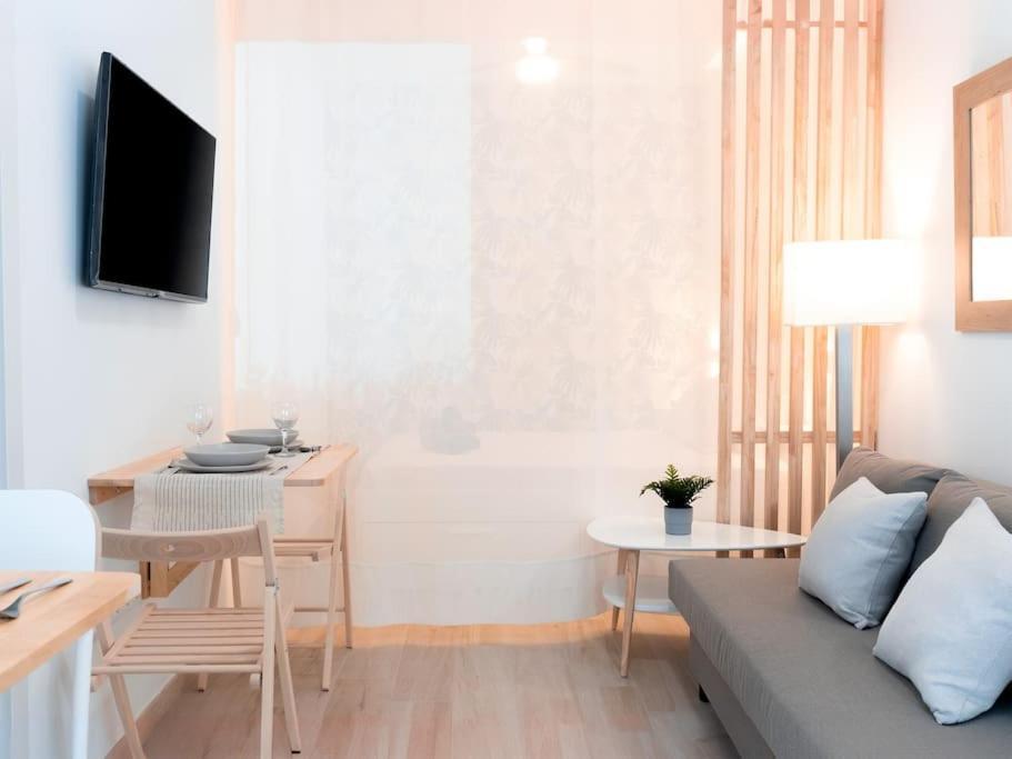 Acogedor Estudio En Triana Con Jacuzzi Y Wifi 塞维利亚 外观 照片