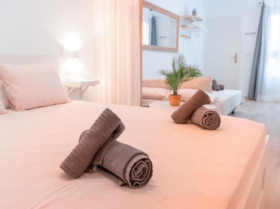 Acogedor Estudio En Triana Con Jacuzzi Y Wifi 塞维利亚 外观 照片